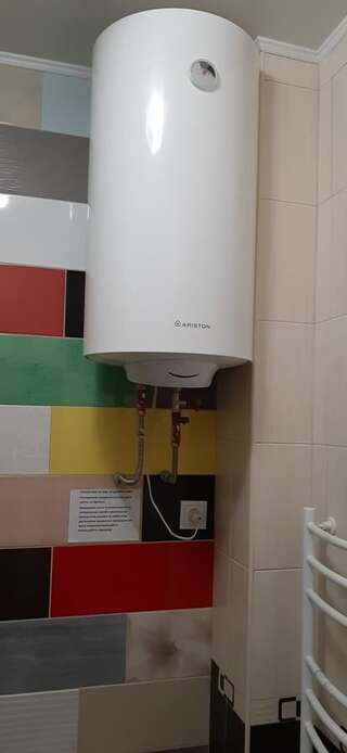 Гостевой дом Звёздный Одесса Улучшенный четырехместный номер-10