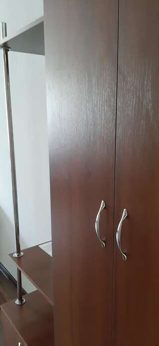 Гостевой дом Звёздный Одесса Улучшенный четырехместный номер-18