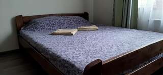 Гостевой дом Звёздный Одесса Улучшенный четырехместный номер-27